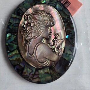 Natural Abalone Shell Carved Cameo Necklace Stainless Steel Chain 28"